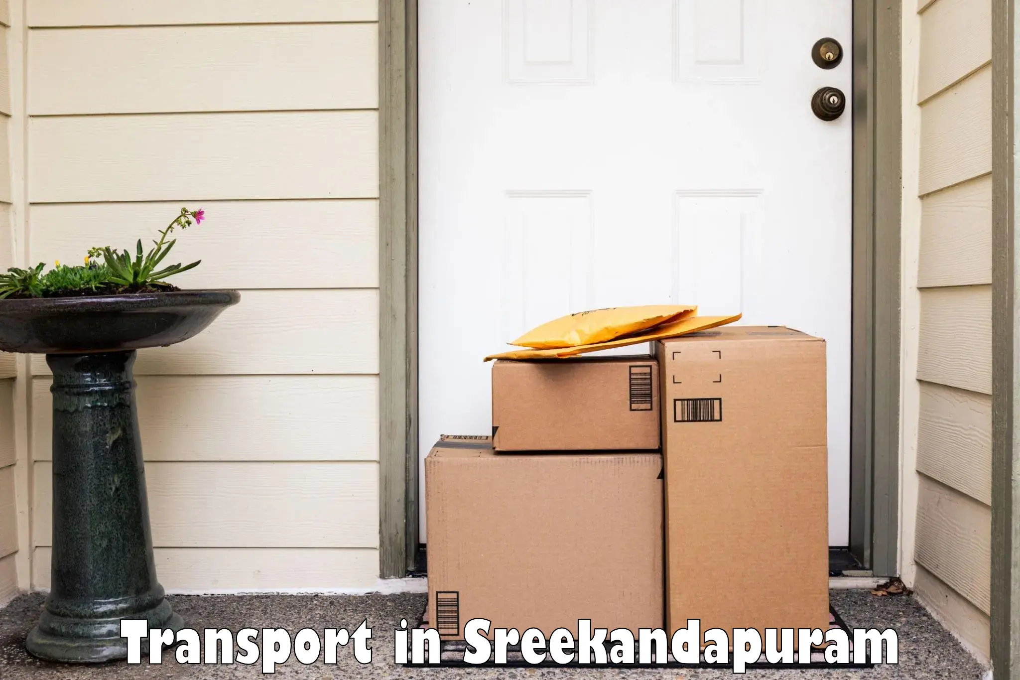 Pick up transport service in Sreekandapuram